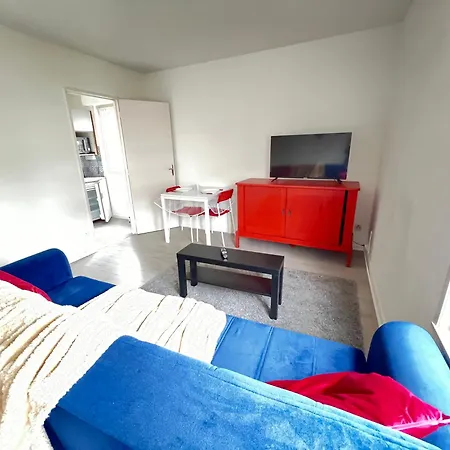 Apartamento Saint Exupery Parking Wifi Un à Part