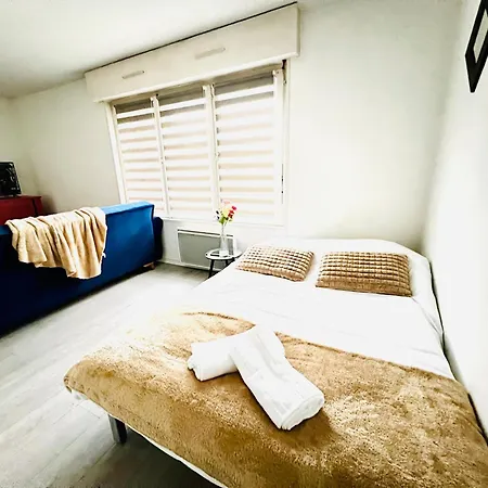 Apartamento Saint Exupery Parking Wifi Un à Part *