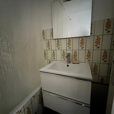 Apartamento Saint Exupery Parking Wifi Un à Part Thionville