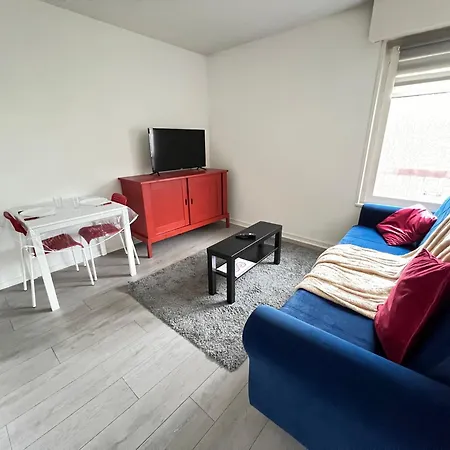 Apartamento Saint Exupery Parking Wifi Un à Part *
