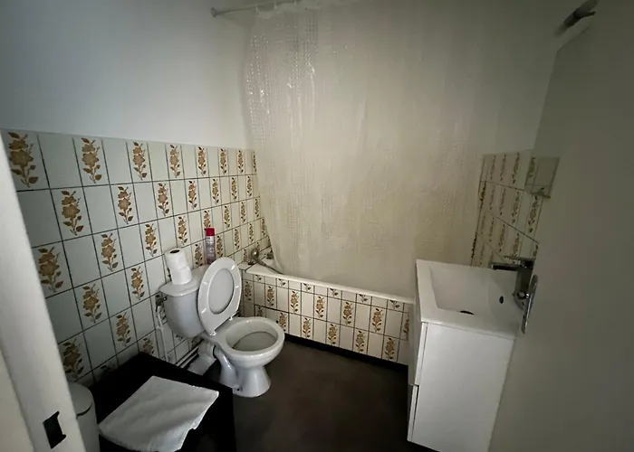 Saint Exupery Parking Wifi Un à Part * Thionville