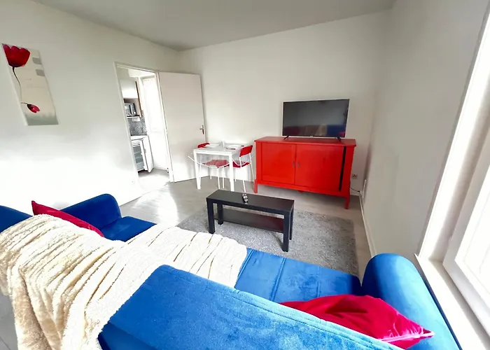 Apartamento Saint Exupery Parking Wifi Un à Part