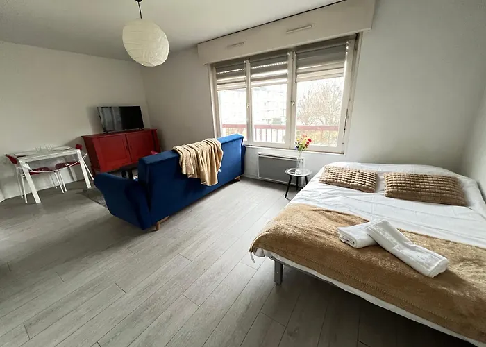 Apartamento Saint Exupery Parking Wifi Un à Part *